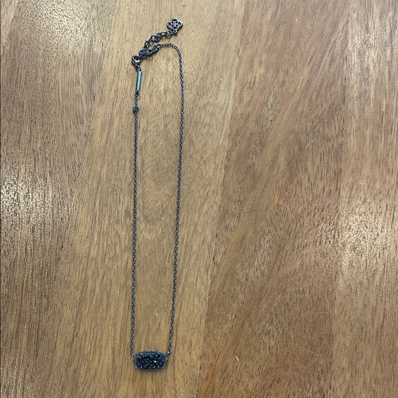 Kendra Scott Eliza Necklace - Picture 4 of 7